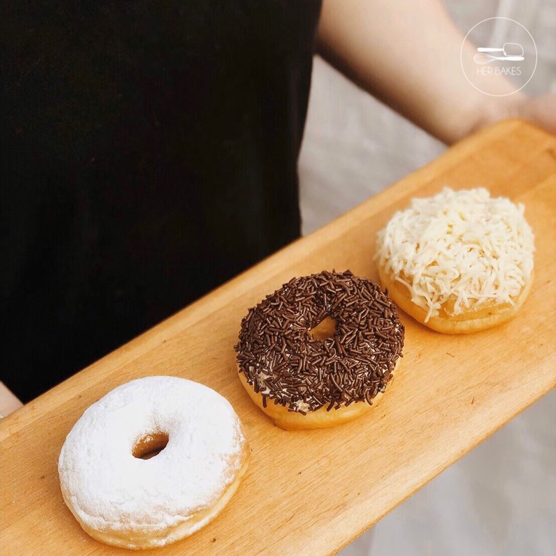 

Donat Kentang [Gula, Choco & Cheese] Order min. 5pcs - her.bakes