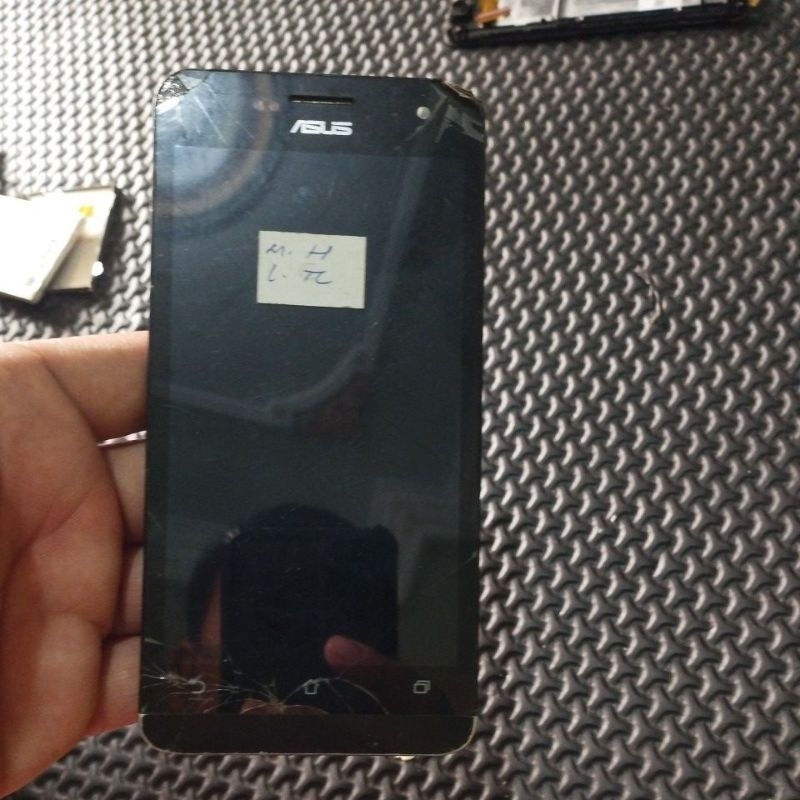lcd normal asus zenfone 5