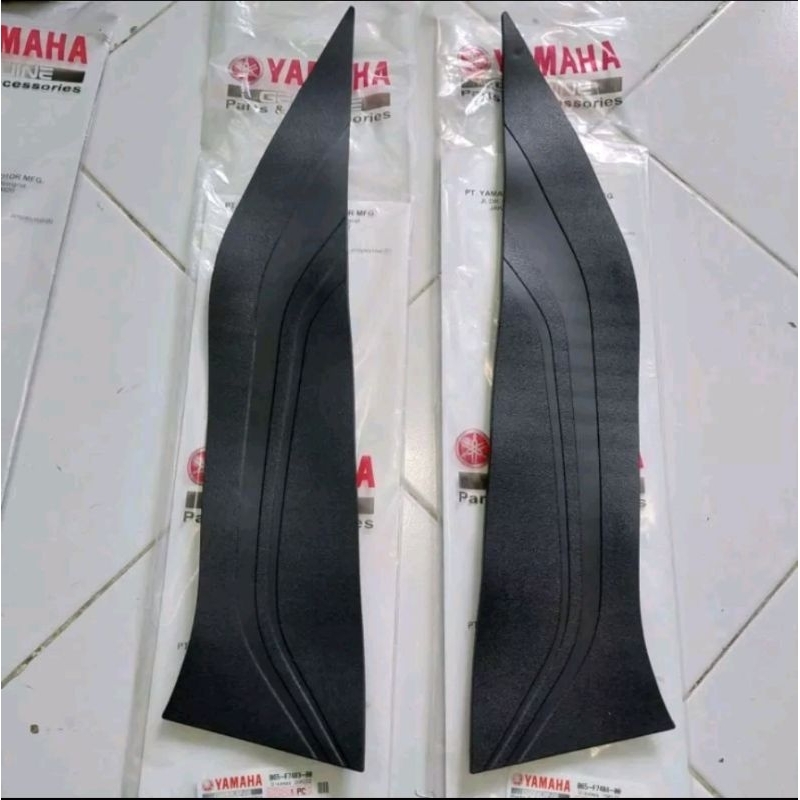 KARPET KARET PIJAKAN KAKI KANAN KIRI NMAX 155 OLD 2017-2019 ORIGINAL YAMAHA