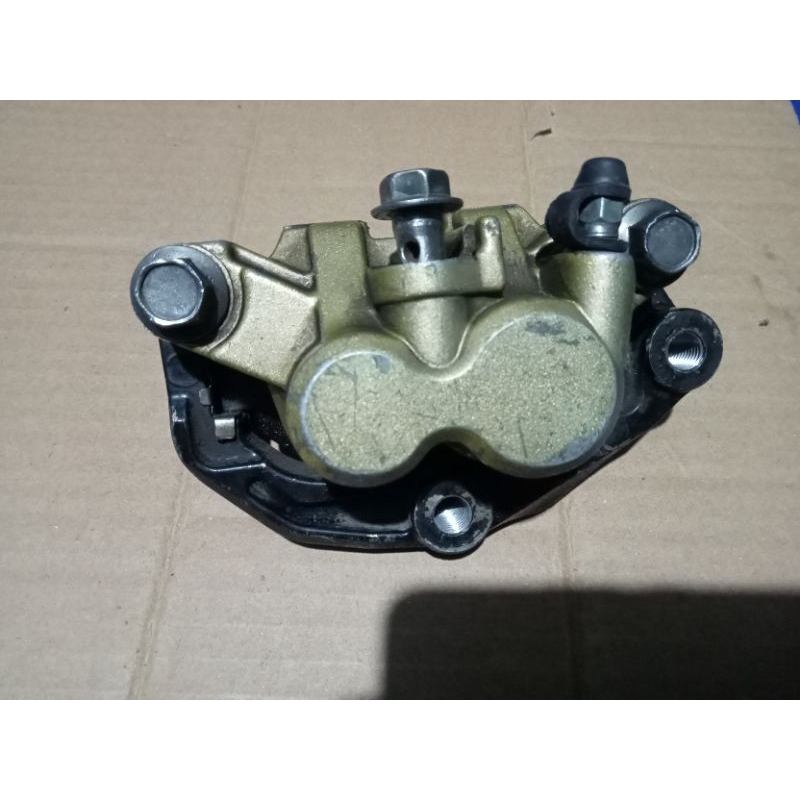 kaliper rem depan Yamaha f1zr original