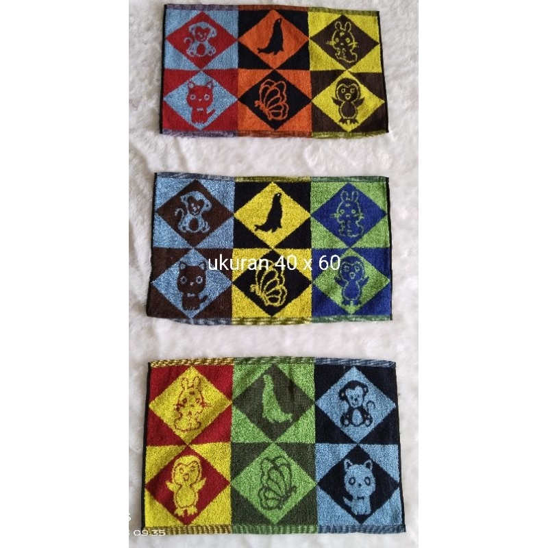 Keset Handuk motif