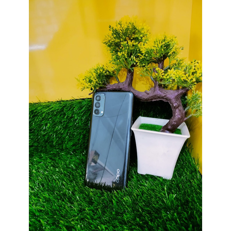 oppo reno 4 8/128 Hp cas aman garansi toko