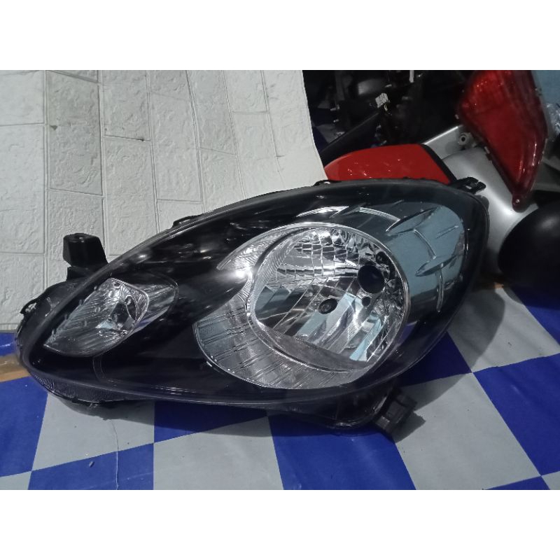 headlamp lampu depan Honda Brio old sebelah kiri