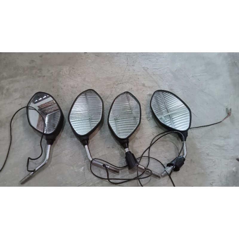 Spion lampu Honda beat
