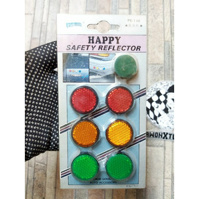 cat eye cateye mata kucing aksesoris varisasi fariasi lawasan vintage jadul motor helm mobil plat no