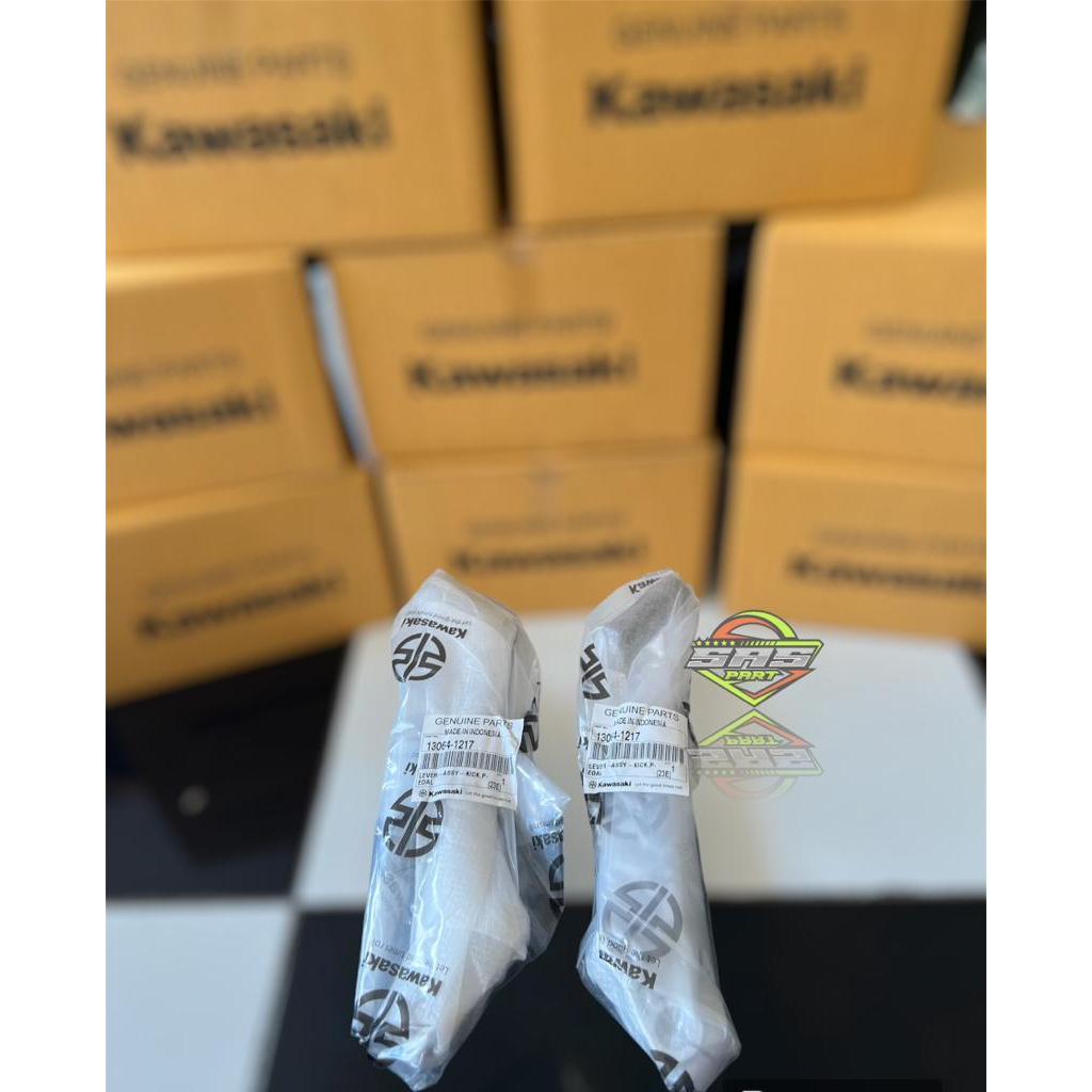 KICK STATER SELAHAN NINJA R SS KGP 13064-1217