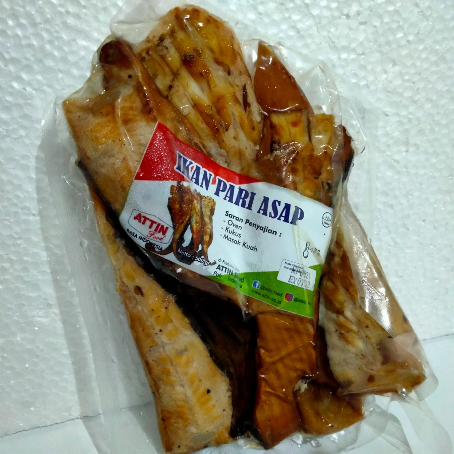

Ikan Pari Asap isi (6 potong) 475gr