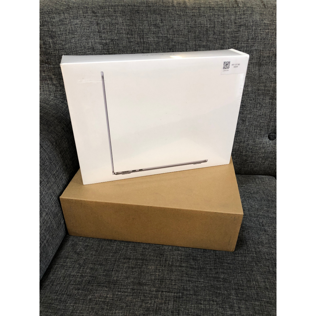 LAPTOP MACBOOK AIR CHIP M2 2022 8/256 GB 8/512 GB BARU GARANSI RESMI MURAH