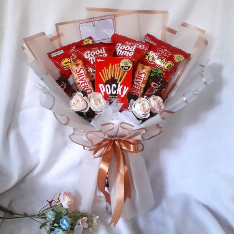 

WefeverrStore - Bucket Snack/Bucket Makanan/Bucket wisuda/Bucet ulang tahun/Bucket Bunga