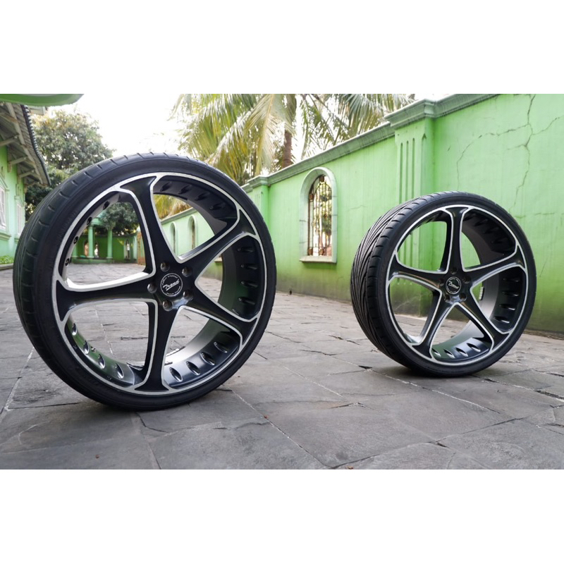 velg dan ban mobil ring 22
