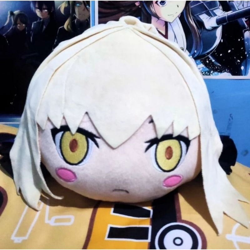 Boneka tiduran besar nesoberi anime Fate Saber Alter