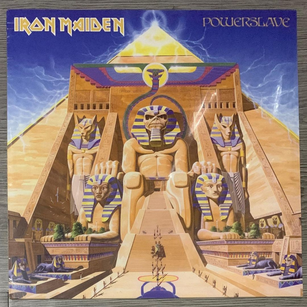 Piringan hitam IRON MAIDEN - Powerslave