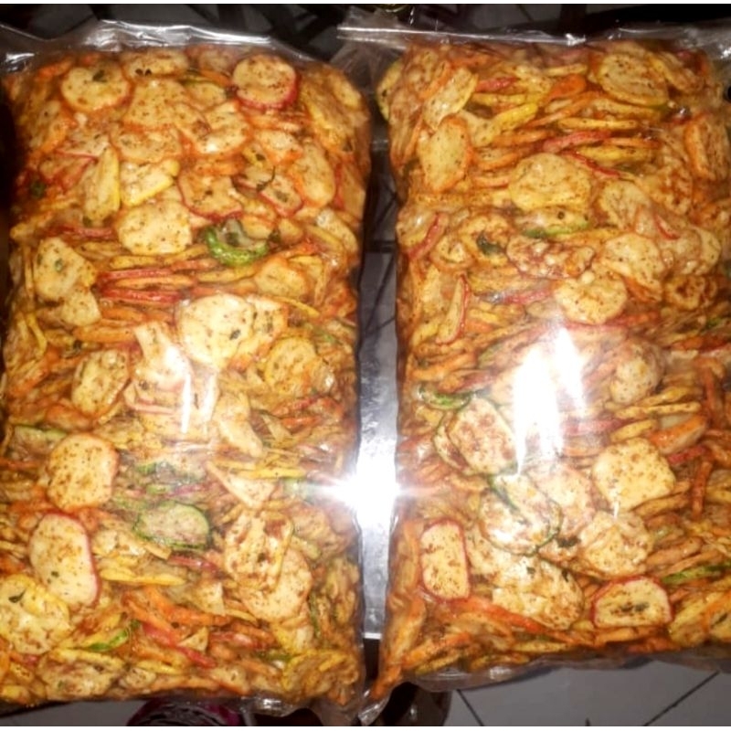 

Kerupuk Seblak Kering 1kg