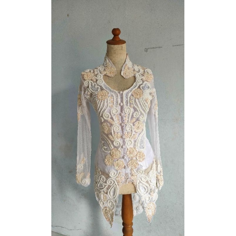 Preloved-Kebaya Akad/Kebaya Pengantin/Kebaya Putih