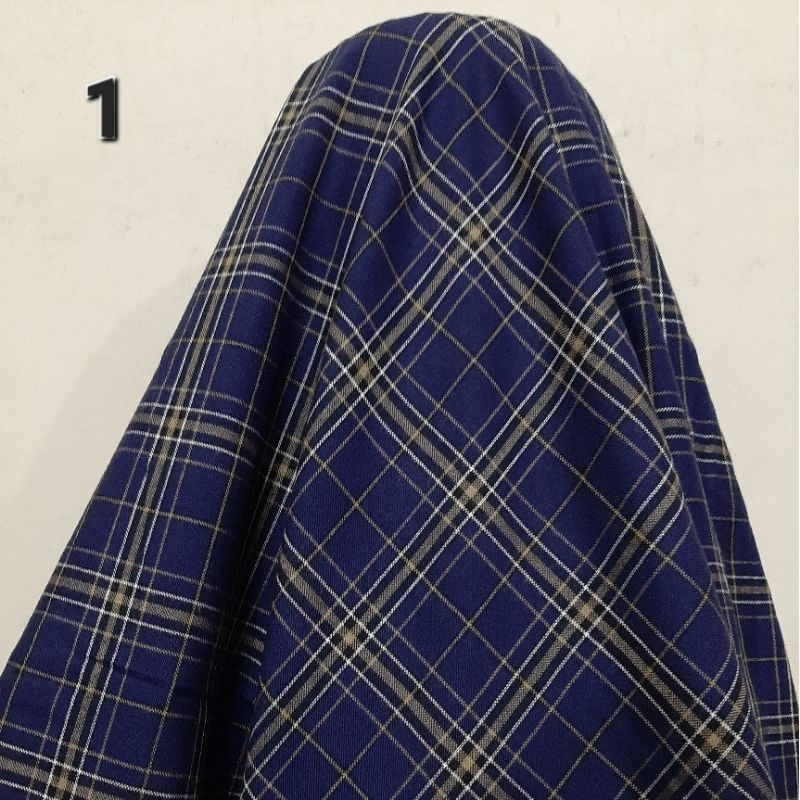 Kain Kotak Yarndyed ( biru navy garis kuning putih ) harga per 25 cm = 11.000  minimal order 1 meter