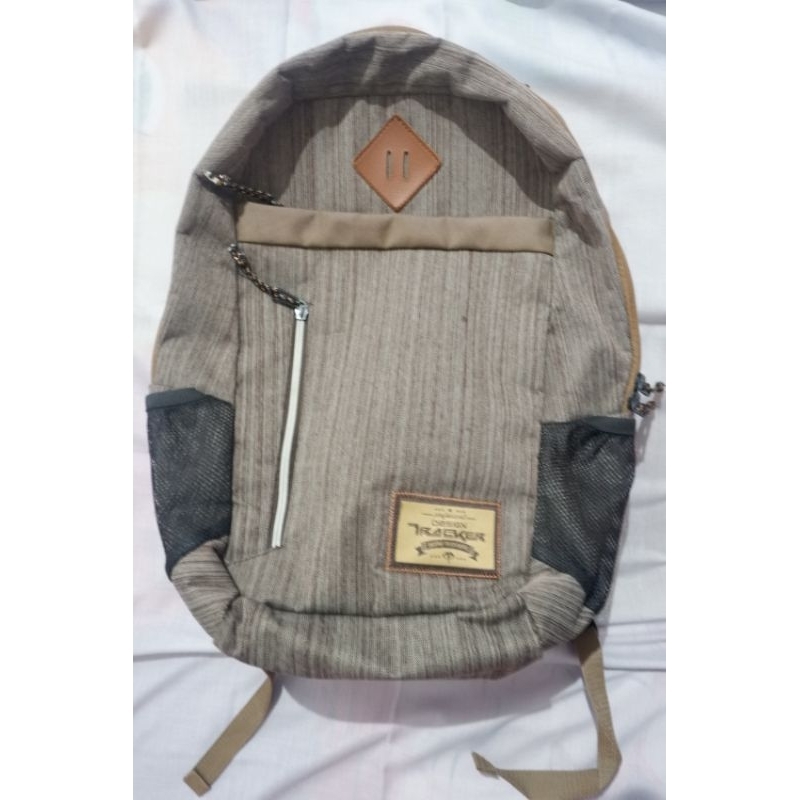 Preloved Backpack Exist