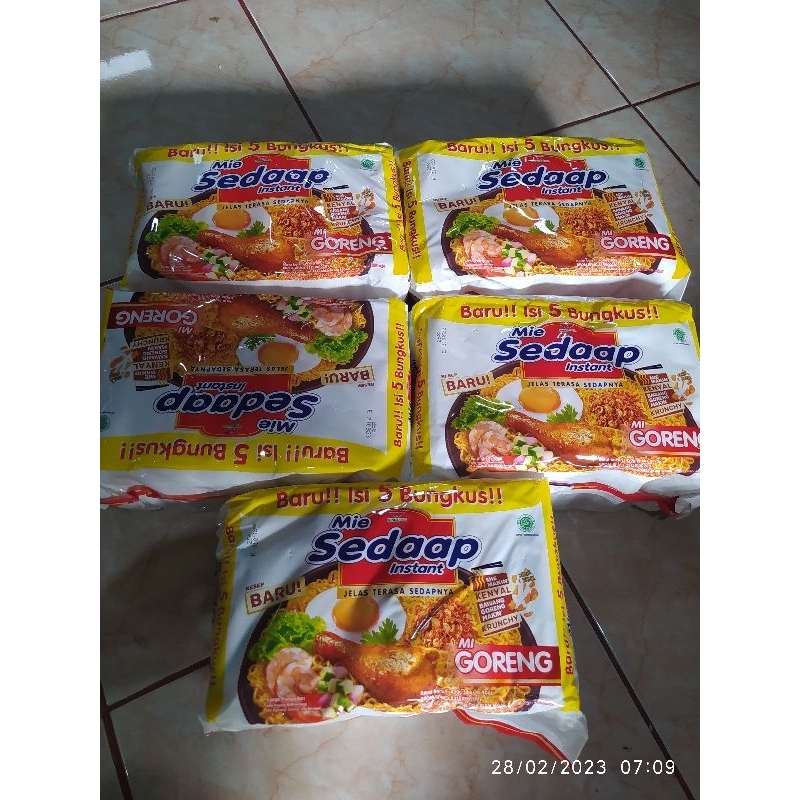 

sedaap goreng isi 5 pcs