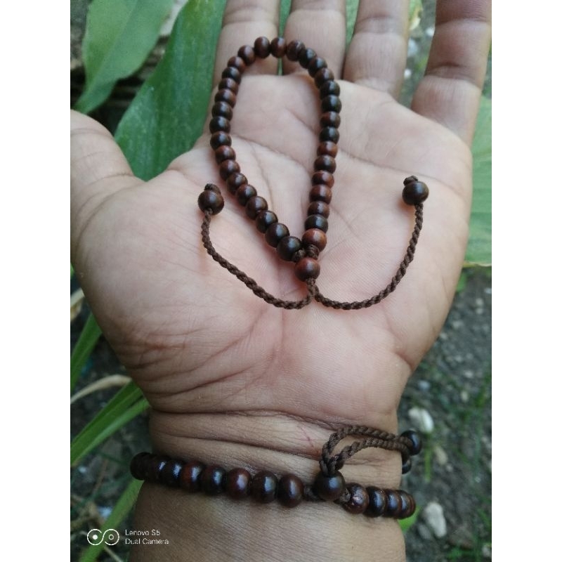 gelang tasbih stigi laut 33 butir gelang kayu bertuah