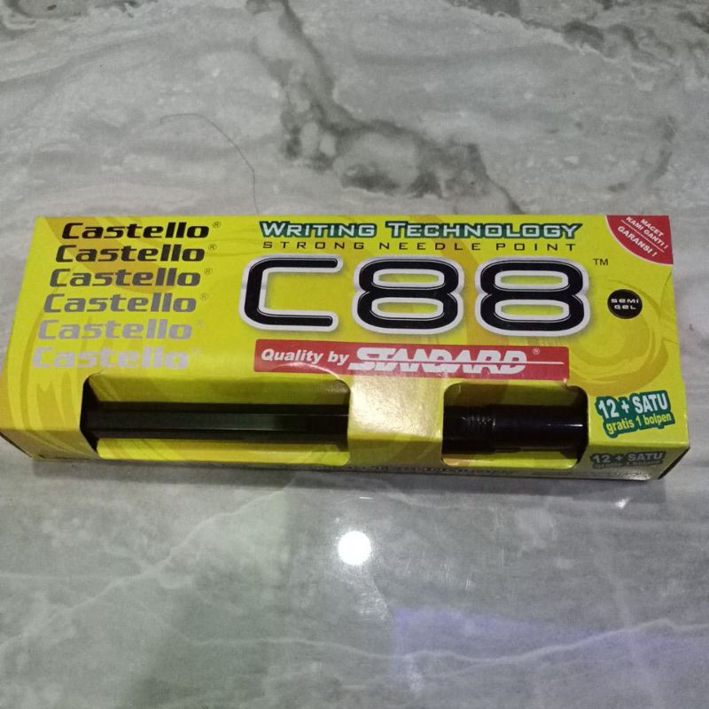 

Bolpen bolpoint pulpen pena standard C88 12 pcs