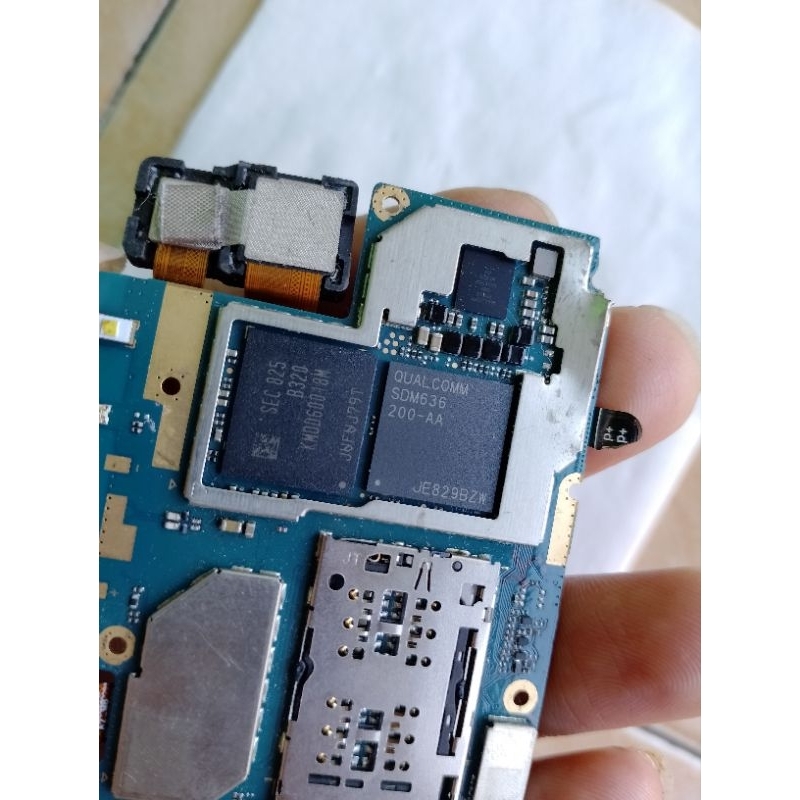 MMC+BOT KMDD60018M 3/32GB