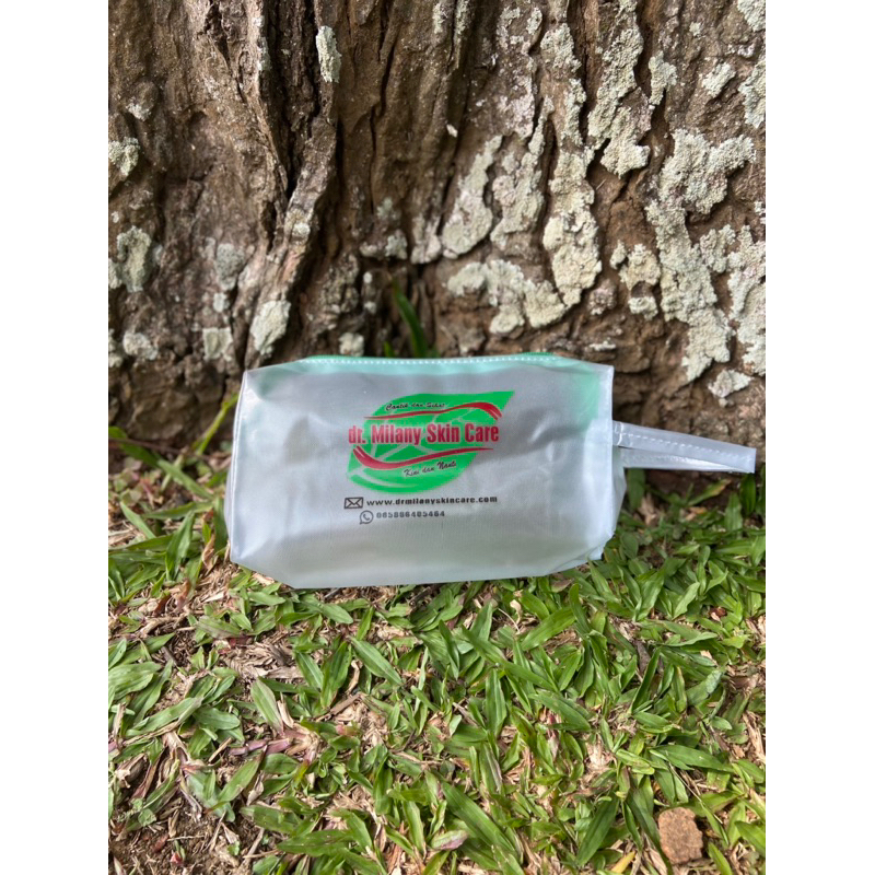 pouch kosmetik bahan mika free sablon 1 warna minimal 100