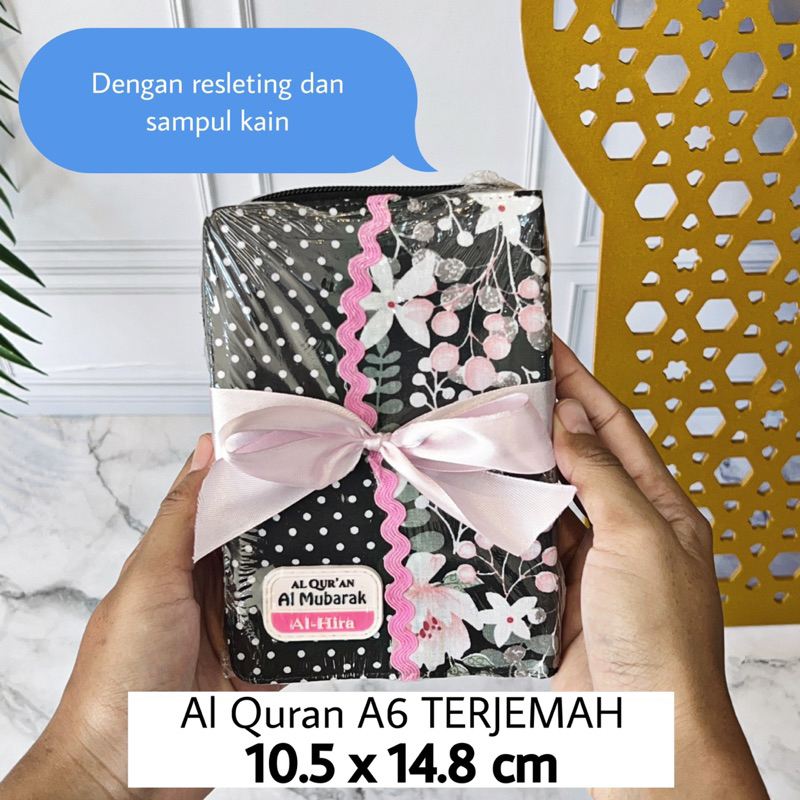 MUKENAH 2in1 dan Al Quran TERJEMAH A6 / Hampers set alat sholat / seserahan mukena / hardbox premium / katun resleting / parcel lebaran termurah / Hadiah orang tua / kado guru / hardbox premium /Termurah / Qur'an terjemahan bahasa indo sampul resleting