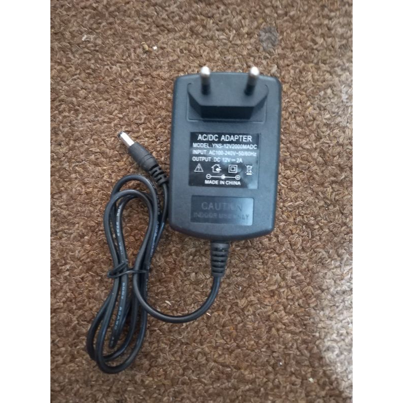 ADAVTOR  12V 1 AMPER / 2 AMPER