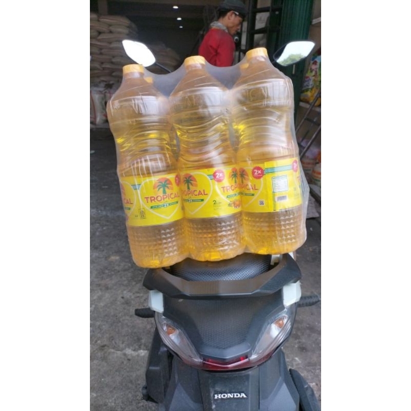 

minyak tropical 2 liter