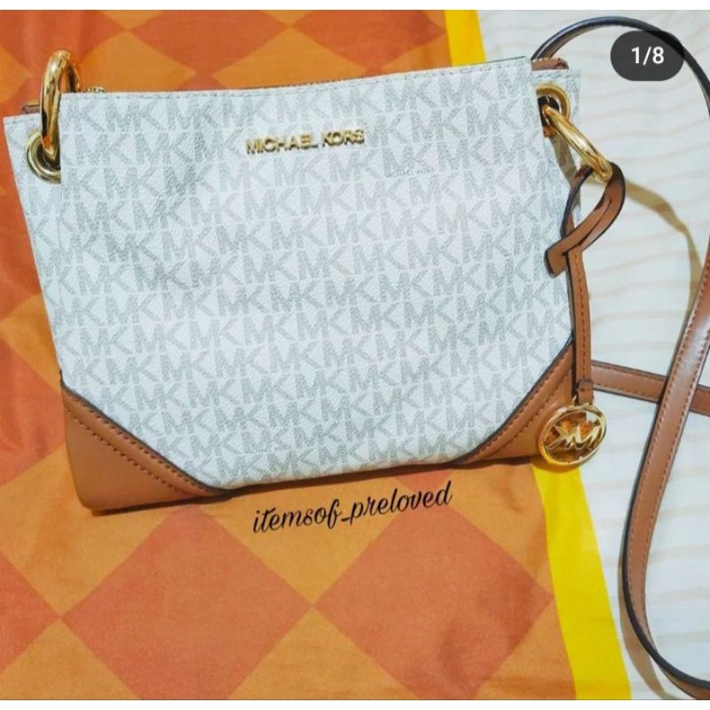 2116 MK Nicole Crossbody