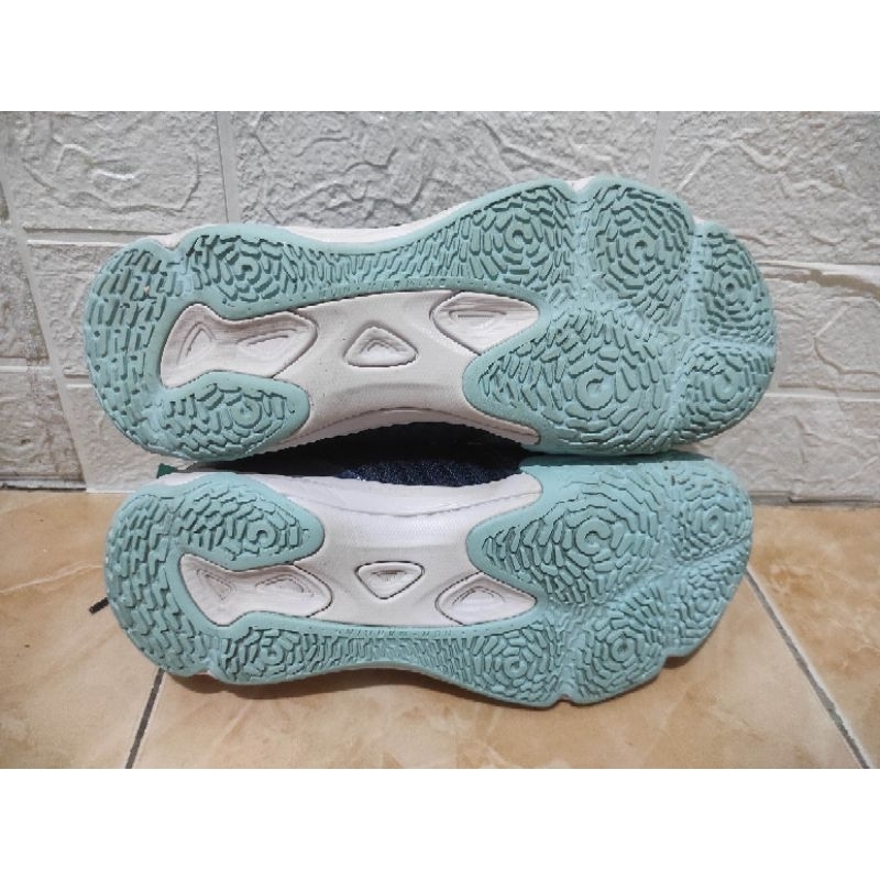 sepatu lining ranger v