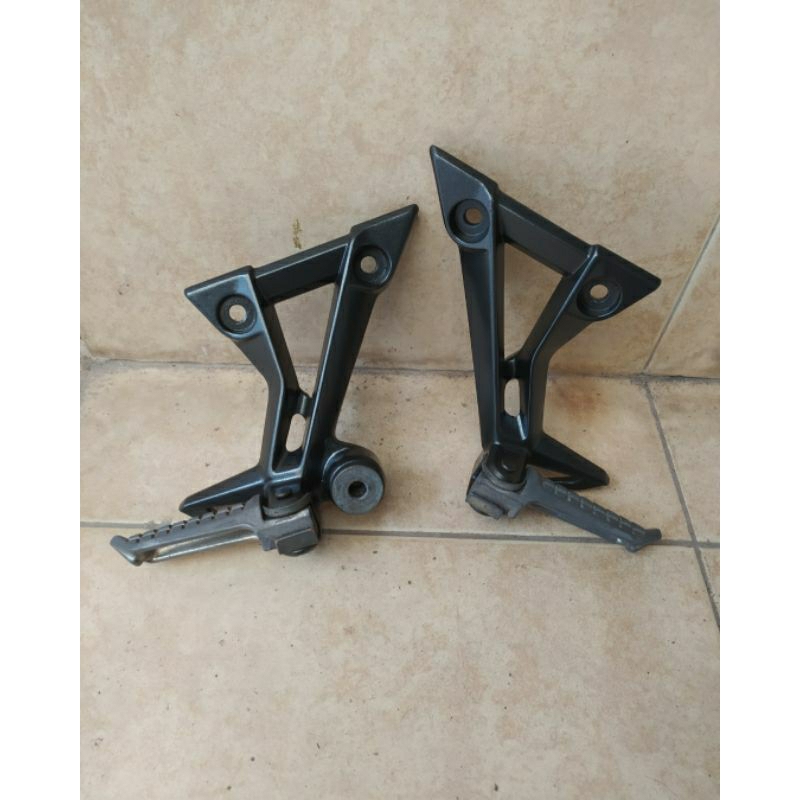 footstep postep belakang Ninja 250 Fi injeksi Original