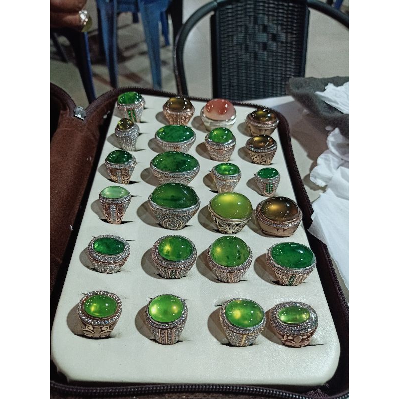 Batu cincin idocrase aceh.