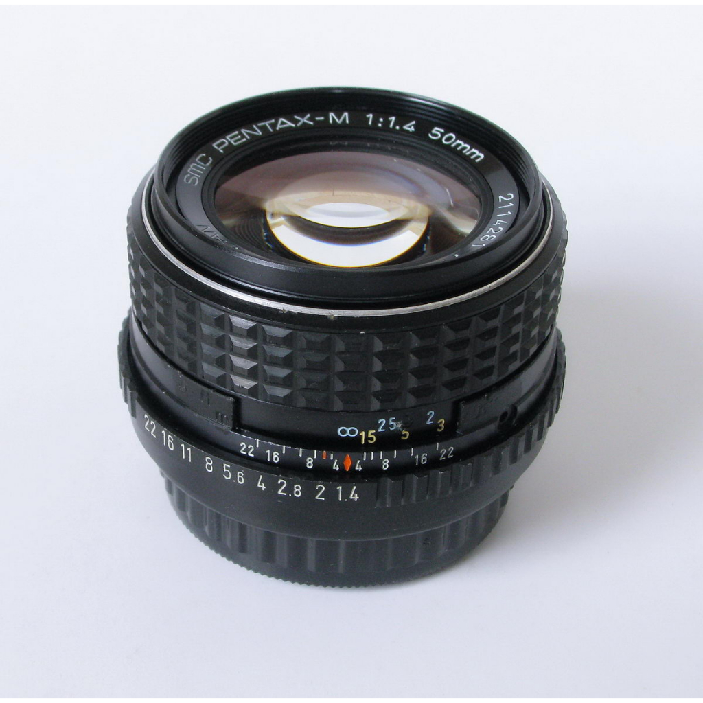 Pentax-M 50mm F1.4 SMC No2114281 - Tajam Bokeh - Lensa Manual