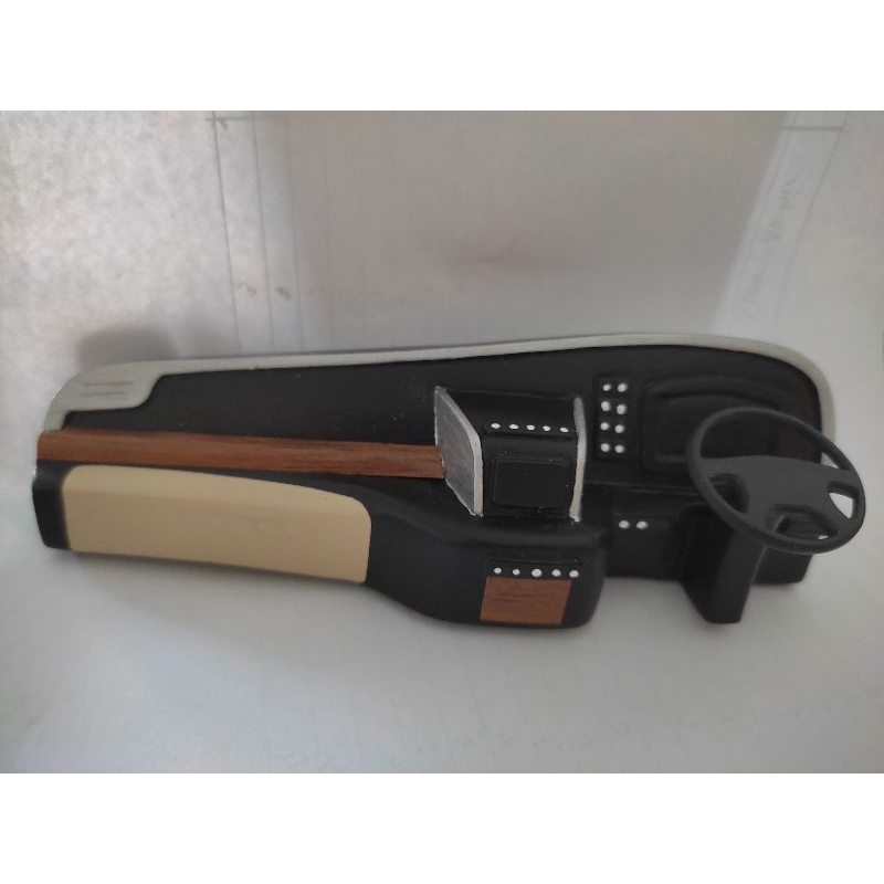 dashboard bus miniatur skala 1:20