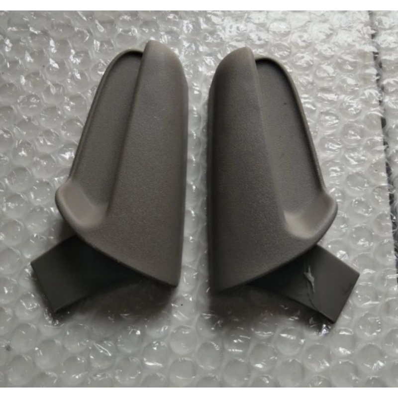 Stelan jok bangku Sienta.