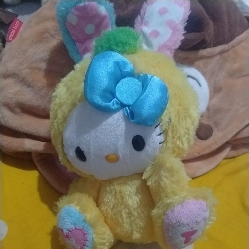 hello Kitty kostum kelinci kuning boneka ori sanrio