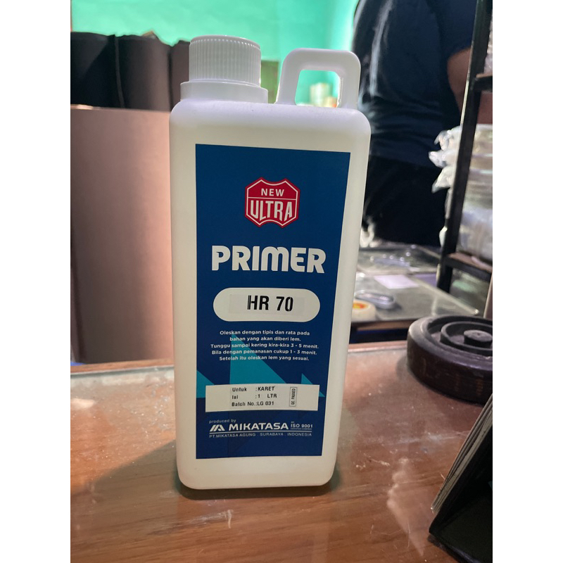 

primer karet HR70 primer karet / rubber untuk primer sepatu sandal isi 1 liter
