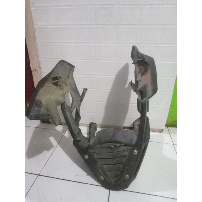 Undercowl Original YAMAHA Xabre Copotan
