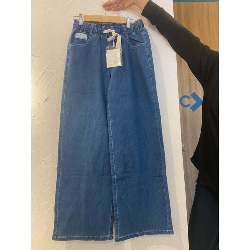 jeans kulot longgar