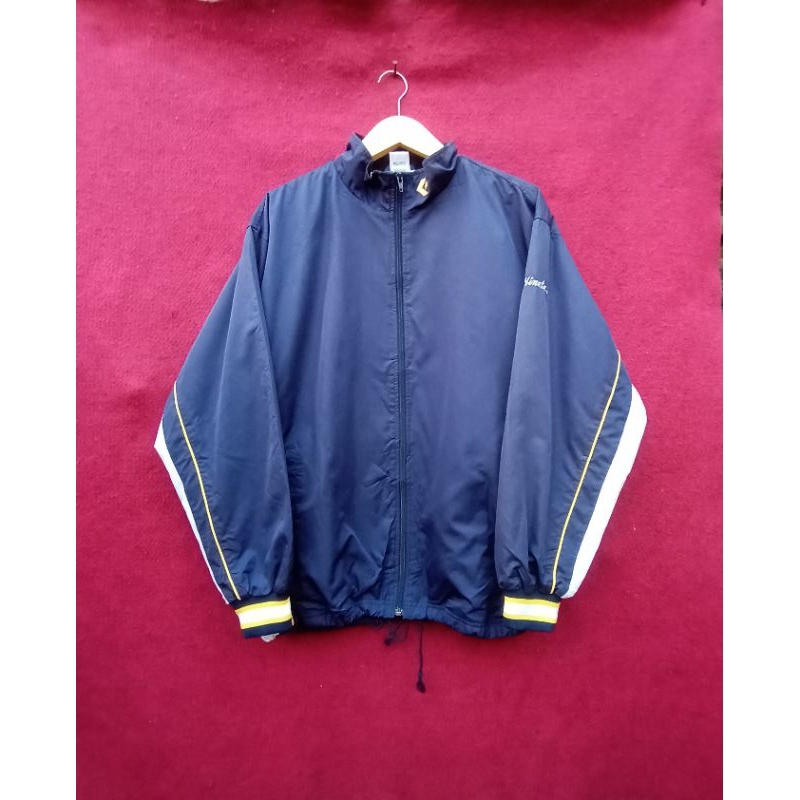 jaket tractop Converse