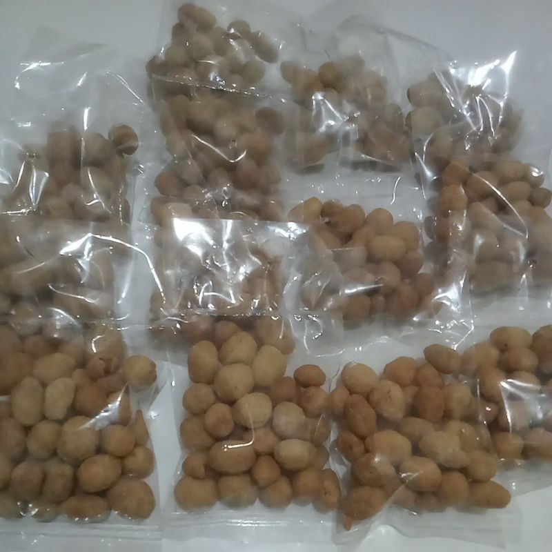 

kacang telur enak gurih renyah 1 bendel isi 10 bks @20gr