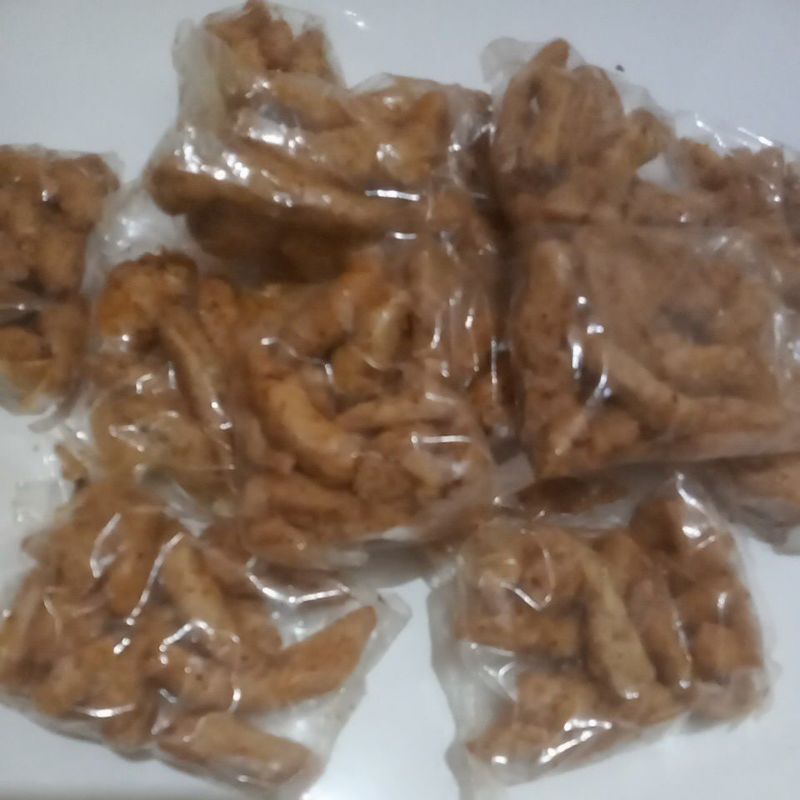 

basreng pedas gurih renyah 1bendel isi 10 @12gr