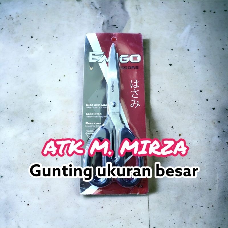 

Gunting ukuran besar