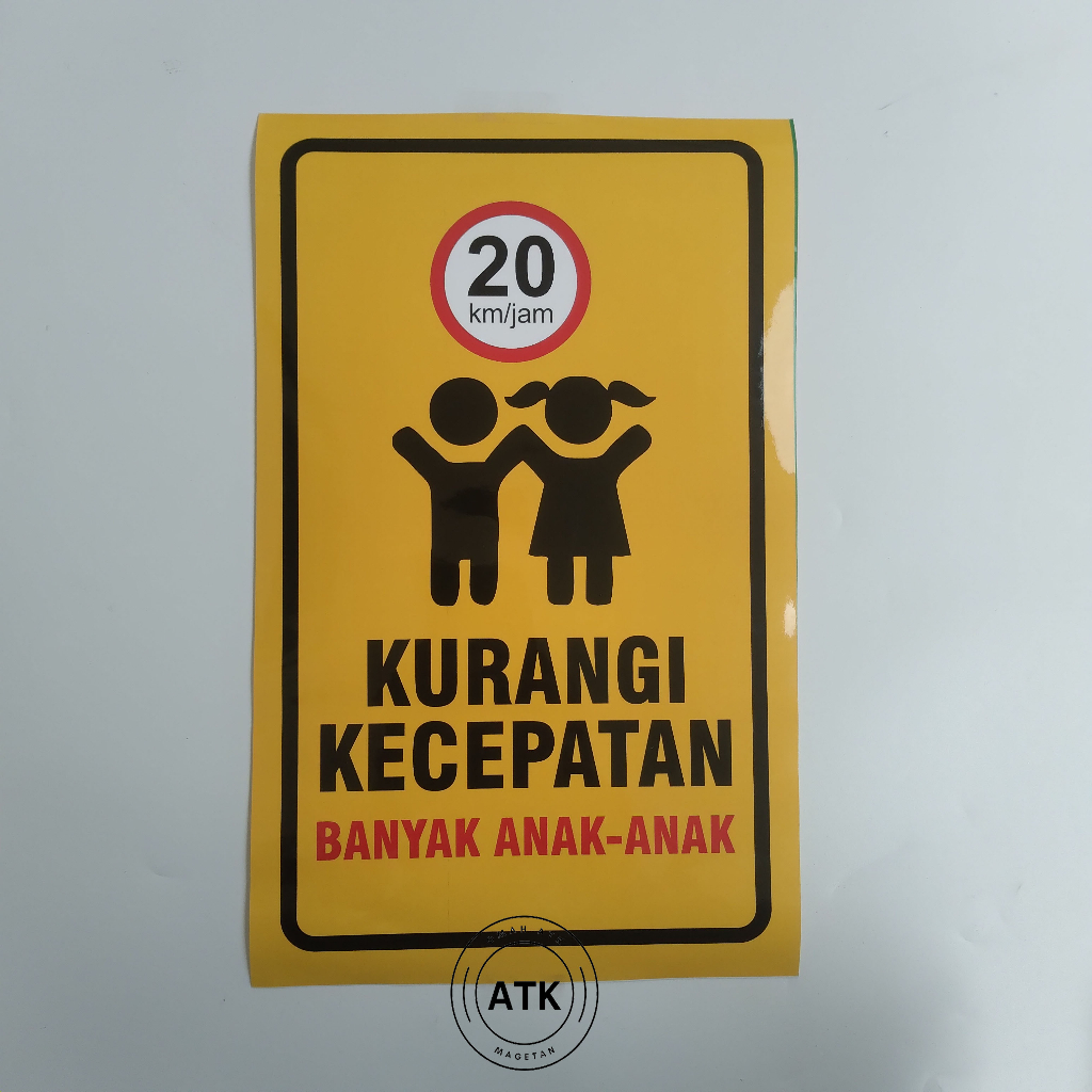 

Stiker Kurangi Kecepatan Banyak Anak-Anak - Hati-Hati Banyak Anak Kecil - Stiker Vinyl