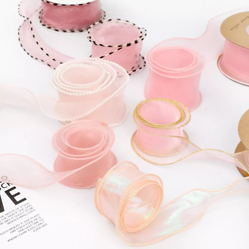 

V - TERMURAH 1 ROLL Pita Ribbon Fishtail 4cm x 9mtr - Pita organza - pita gelombang - pita kado hampers