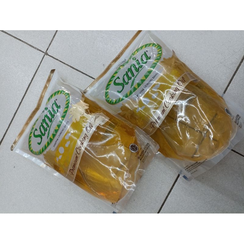 

minyak goreng sania 2L