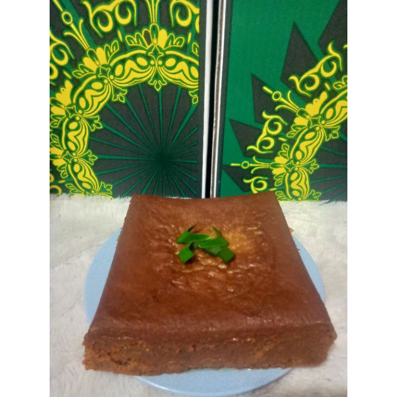 

Kue Delapan Jam Khas Palembang
