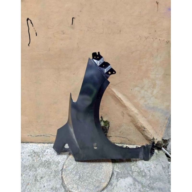 fender spakbor Mazda 2 old 2010 2011 2012 original copotan kanan