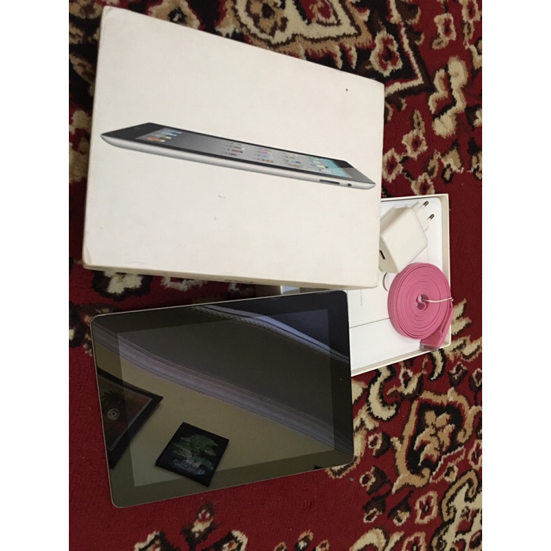 iPad 2 Bekas, Apple in California 32GB. Model A1396 - Minus