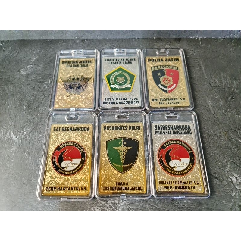 

1 set lencana id card plat pwneng custom logo